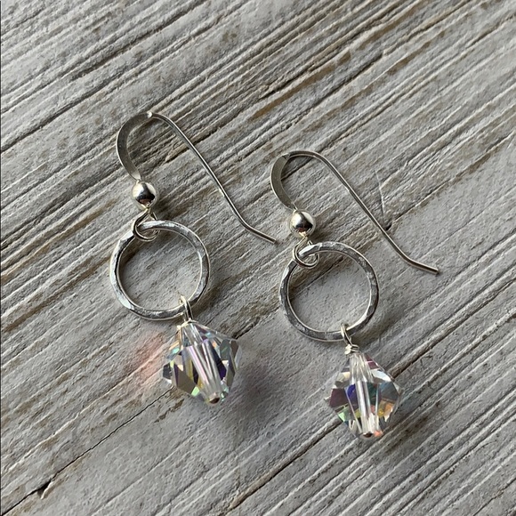 Boutique Jewelry - Hammered Silver & Swarovski Crystal Earrings NEW